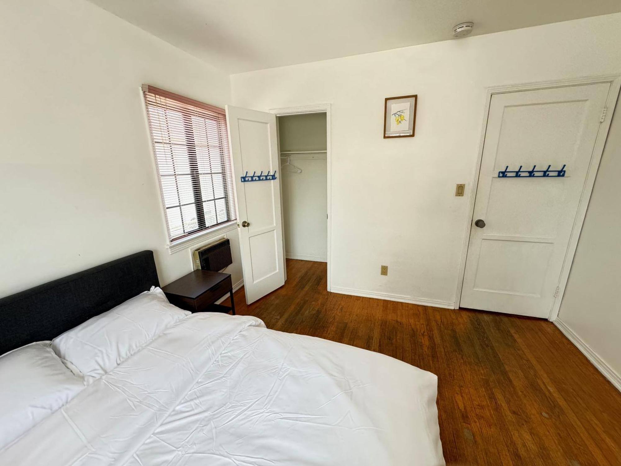 Cozy Home In Prime Location Monterey Park Eksteriør billede
